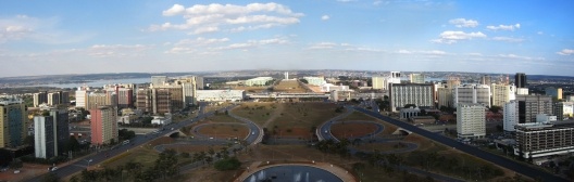 Eixo Monumental, Brasília