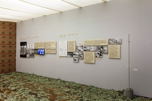 Exposição “Maneiras de expor”, curadoria de Giancarlo Latorraca, Museu da Casa Brasileira