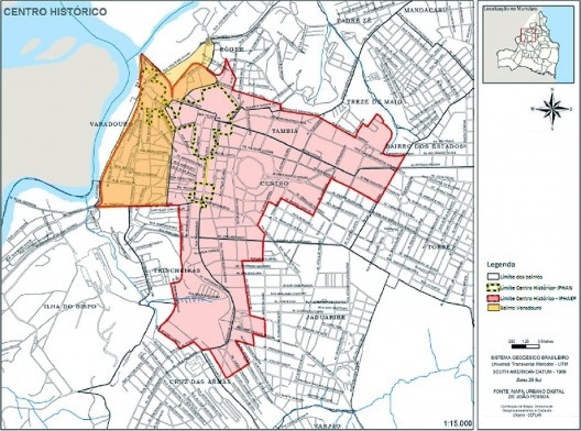 Indicação do recorte de estudo – bairro Varadouro – dentre as delimitações do centro histórico da cidade de João Pessoa definidas pelo Iphan e Iphaep