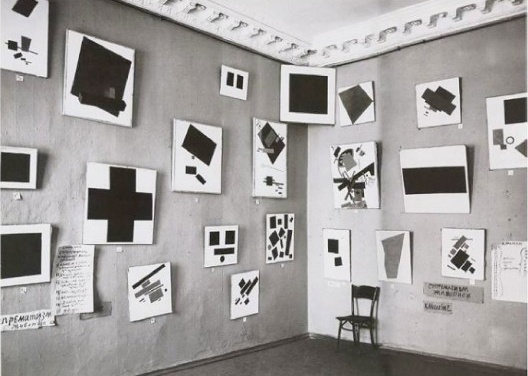 Kazimir Malevich, “Última Exposição Futurista de Quadros: 1-10”, São Petesburgo, 1915