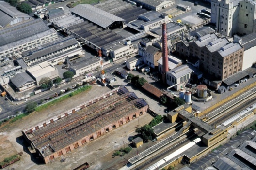 Área industrial obsoleta em São Paulo