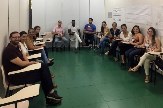 Reuniões dos pesquisadores na visita guiada