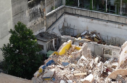 Demolição do edifício Nicolau Schiesser