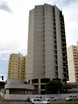 Hotel Haddad, Cuiabá, 1985-86. Arq. Mário Gomes Monteiro