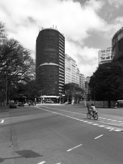 O Edifício Montreal de Oscar Niemeyer, de 1951