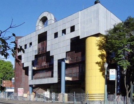 A arquitetura de síntese de Éolo Maia