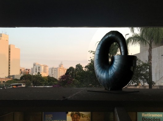 “Sem título”, de Caíto, estação de metrô Sumaré, São Paulo