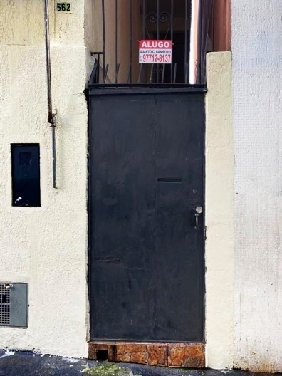 Ensaio "Portas de cortiços paulistanos"