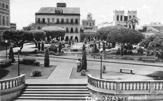 Vista geral da praça D. Pedro II, Palacete Barão de Jaraguá ao fundo, 1930