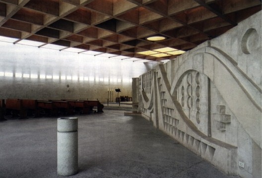 Painel de Burle Marx para a Abadia de Santa Maria, do arquiteto Hans Broos