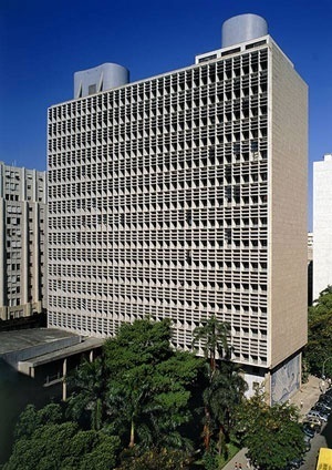 Ministério da Educação e Saúde, Rio de Janeiro RJ. Lúcio Costa, Jorge Machado Moreira, Ernani Vasconcellos, Affonso Eduardo Reidy, Carlos Leão e Oscar Niemeyer, 1939/45