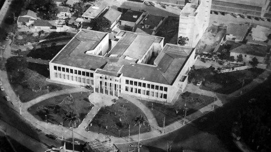 Faculdade de Direito no início da década de 1960. In: 50 Anos da Faculdade de Odontologia de São José dos Campos Unesp 1960-2010