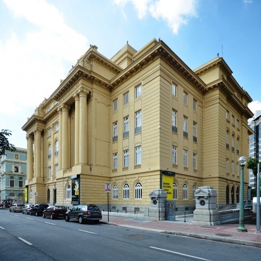 Antiga Secretaria de Segurança Pública (posterior Secretaria da Defesa Social e atual Centro Cultural Banco do Brasil), Praça da Liberdade, Belo Horizonte