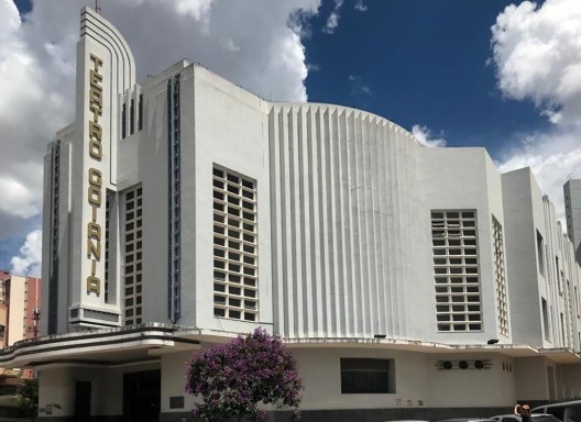 Vista externa do Teatro Goiânia