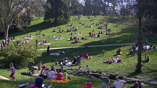 A existência do Parc des Buttes-Chaumont