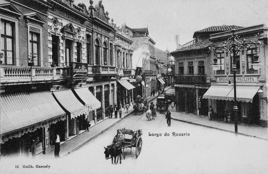 O largo do Rosário numa foto de Guilherme Gaensly