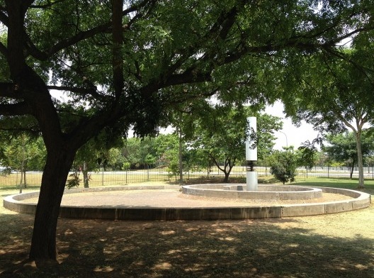 Polivolume: conexão livre, homenagem a Pedro de Toledo, Mary Vieira, 1979