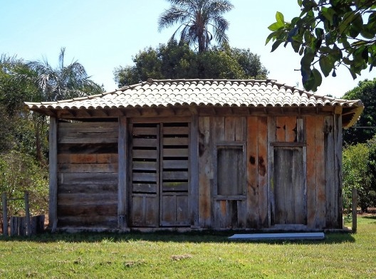 Fazenda Babilônia, edificação provisória remanescente