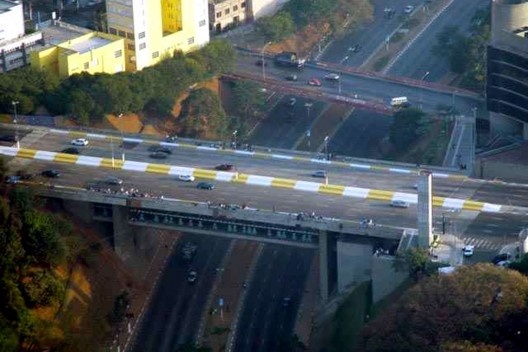 Vista aérea da estação Sumaré, zona Oeste de São Paulo