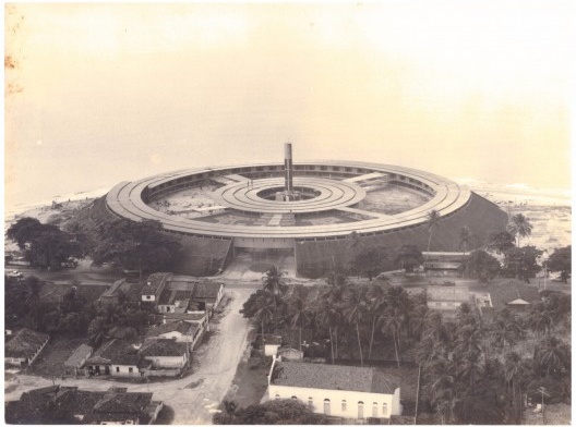 Vista aérea do acesso principal ao Hotel Tambaú