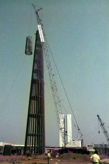Monumento Pavilhão Nacional, Brasília, 1972. Arquiteto Sergio Bernardes