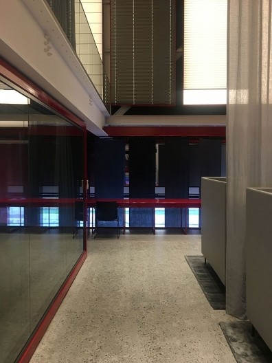 Loja Uniflex Cidade Jardim, reforma Estúdio Tupi, arquiteto Aldo Urbinati. Projeto original de Paulo Mendes da Rocha