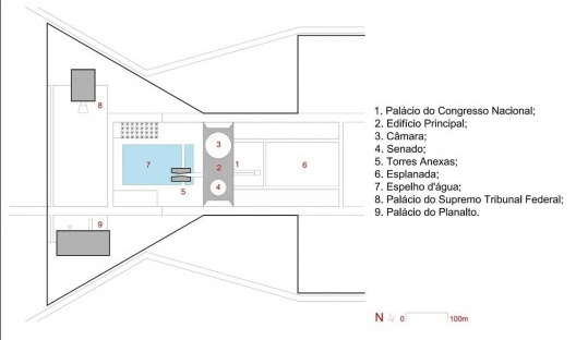 Figura 1: Praça dos Três Poderes e o Palácio do Congresso Nacional
