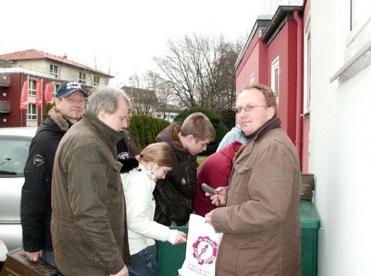 Principalmente crianças e adolescentes têm grande prazer em sair à procura dos tesouros. Esse é um importante incentivo para levá-los a ter uma vida mais ativa
