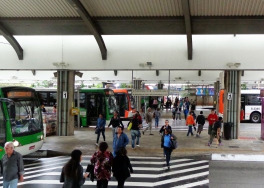 Núcleo de Arquitetura, Terminal de ônibus Lapa, São Paulo, 2003