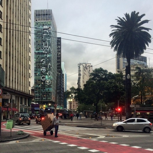 Edifício Wilton Paes de Almeida, São Paulo, 1961, arquiteto Roger Zmekhol