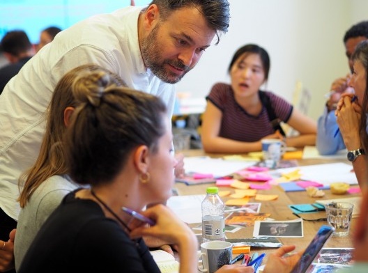 Atividade do professor Matthew Lister onde desenvolvemos soluções de urbanismo tático