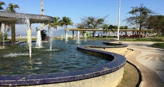 Praça do Boqueirão, fonte luminosa, Santos, 03/09/2016