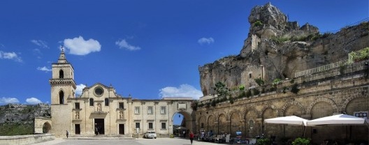 As casas trogloditas em Matera em Basilicata, Itália