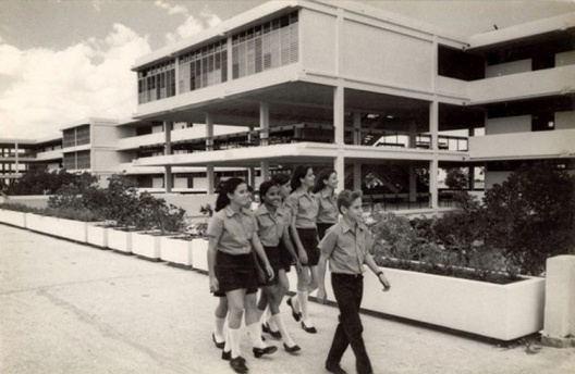 Escuela Vocacional Vladimir Ilich Lenin, arquiteto Andrés Garrudo, 1971