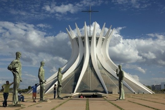 Catedral, Brasília. Arquitecto Oscar Niemeyer, 1958-1960