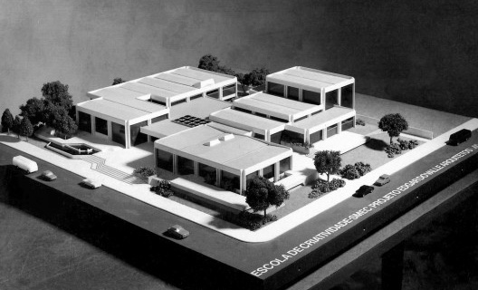 Maquete do CMC no terreno original, 1976, Edgar Sirangelo do Valle, Sergio Luiz Matte & Armando Gonzalez