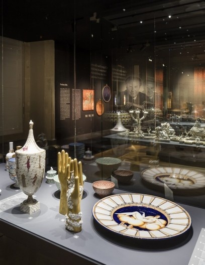 Exposição “Tutto Ponti, Gio Ponti Archi-Designer”, Museu de Artes Decorativas, Paris, out. 2018/ mai. 2019. Ala Ponti designer; cerâmicas para Richard Ginori