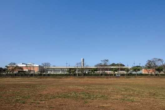 Sesc Araraquara, 2000. Arquitetos Abrahão Sanovicz e Edson Jorge Elito