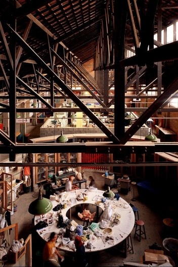 Sesc Pompeia, Oficinas, São Paulo, 1977-1986. Arquiteta Lina Bo Bardi