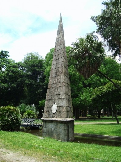 Pirâmide de Mestre Valentim, Passeio Público, Rio de Janeiro RJ