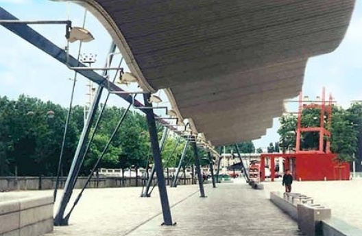 Bernard Tschumi