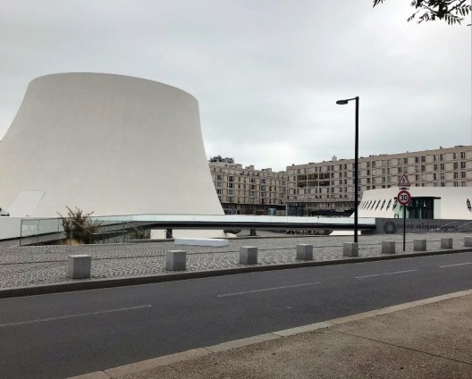 Le Volcan, Le Havre, França. Arquiteto Oscar Niemeyer