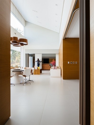 Residência FJR, Marília SP Brasil, 2018. Arquitetos Alfredo Ramos e Silvia Siscar/ Trí Arquitetura