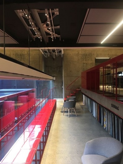 Loja Uniflex Cidade Jardim, reforma Estúdio Tupi, arquiteto Aldo Urbinati. Projeto original de Paulo Mendes da Rocha