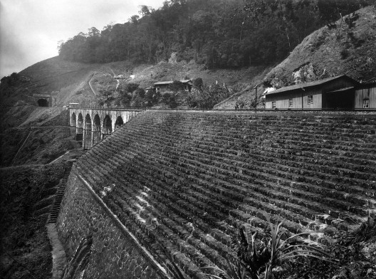 Viaduto nº 10 (então viaduto nº 13) após o término das obras, s/d