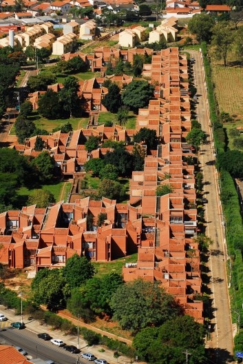 Residência estudantil da Unicamp, Joan Villà