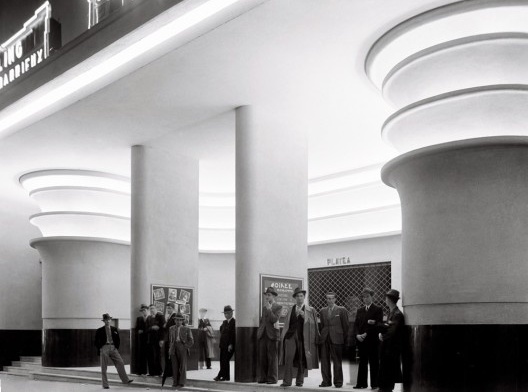Cine Art Palácio, originalmente UFA-Palácio, São Paulo, 1936, arquiteto Rino Levi